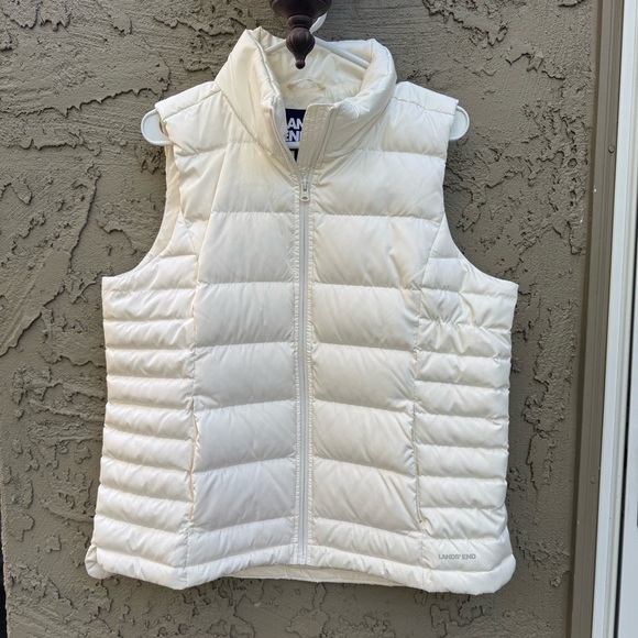 NEW Lands’End FeatherFree Quilted Insulated Vest Woman size L - Picture 2 of 12